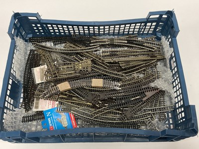 Lot 537 - A Peco N gauge double slip, with approximately...