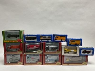 Lot 546 - Fourteen 1:76th scale diecast model commercial...
