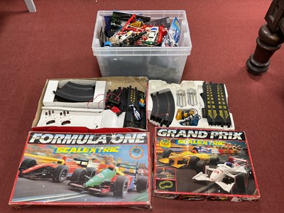 Lot 401 - Scalextric 1:32 scale slot car interest to...
