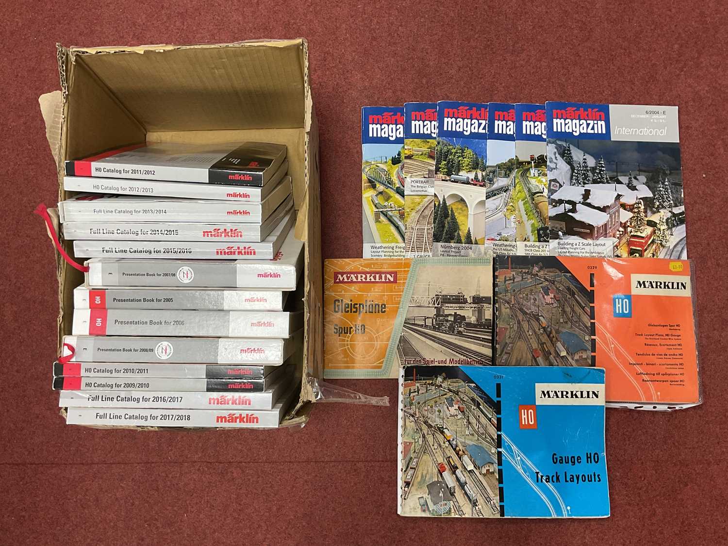 Lot 391 - A collection of Marklin model railway...