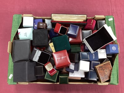 Lot 192 - A Quantity of Assorted Empty Jewellery Boxes :-...