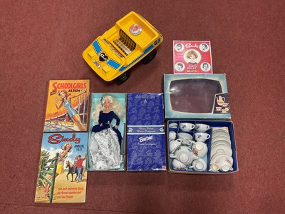 Lot 332 - A Mattel Barbie #15571 Avon Exclusive Winter...