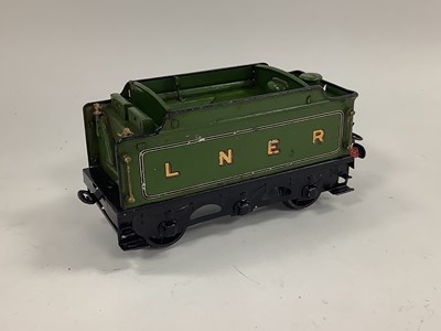 Lot 771 - A 1930's Hornby No.2/3 O gauge LNER six wheel...