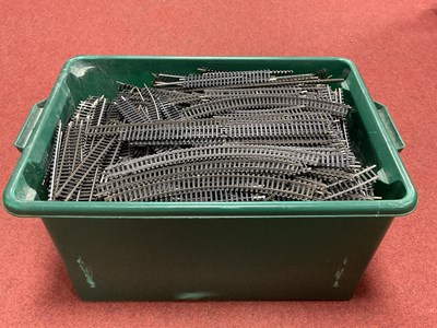 Lot 435 - A large quantity of 00 gauge steel sectional...