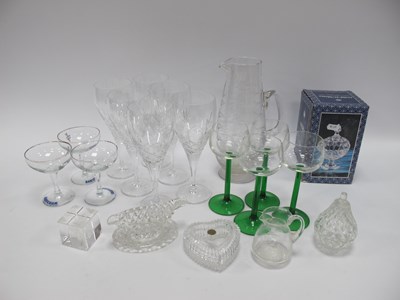 Lot 1278 - Collection of glass and crystal, including...
