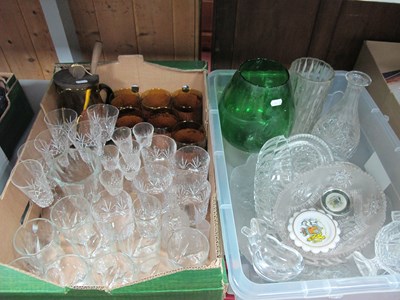 Lot 1083 - Crystal and glassware, including various cut...