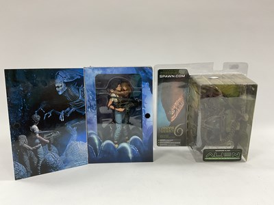 Lot 721 - A Neca Reel Toys Aliens 'This Time It's War'...
