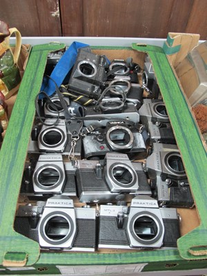 Lot 1064 - A large collection of 35mm SLR Film Camera...