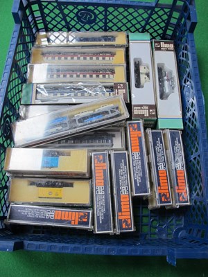 Lot 484 - Eighteen Lima 'N' Gauge Cased Items of...