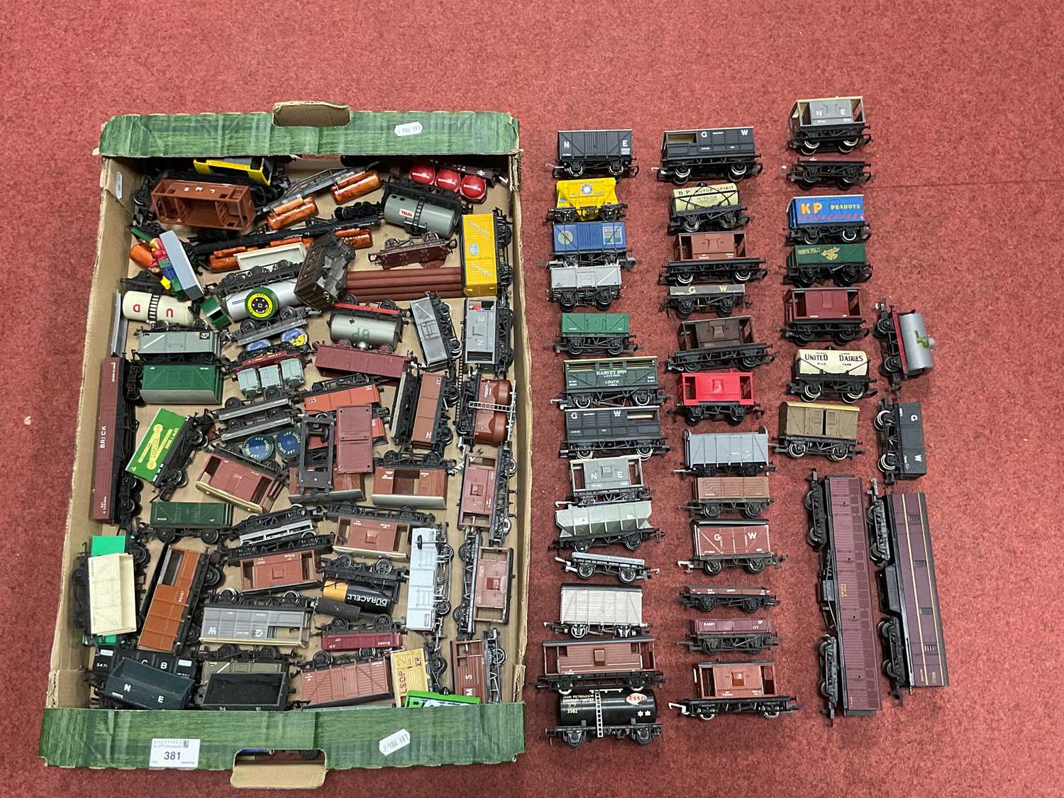Lot 381 - Approximately seventy-five 00 gauge steam era...