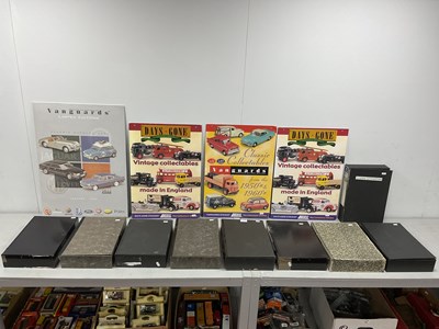 Lot 411 - A collection of modern diecast model vehicle...