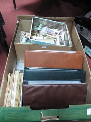 Lot 1344 - Cigarette and trading cards, in large quantity,...