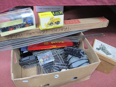 Lot 412 - A Small Quantity of 'OO'Gauge/4mm Steel Track,...