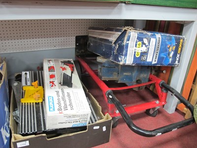 Lot 1159 - Record No 21, workbench vise, router table,...