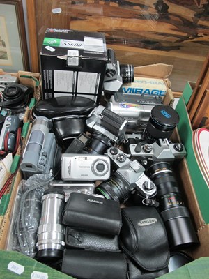 Lot 1011 - Praktica MTL50 Camera, Olympus OM20 camera,...