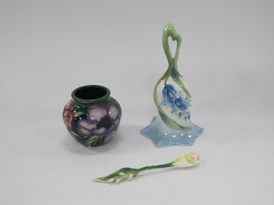 Lot 1242 - Moorcroft vase (signed to base, copyright 2002,...