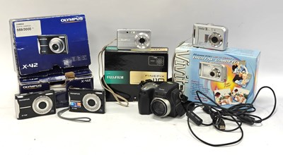 Lot 1379 - Digital Compact Cameras to include Fujifilm...