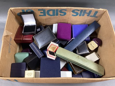 Lot 231 - A Selection of Assorted Empty Jewellery Boxes.