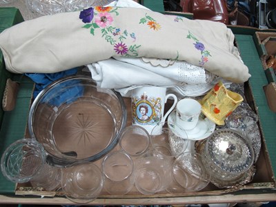 Lot 1102 - Crochet and Other Table Linen, six waisted...