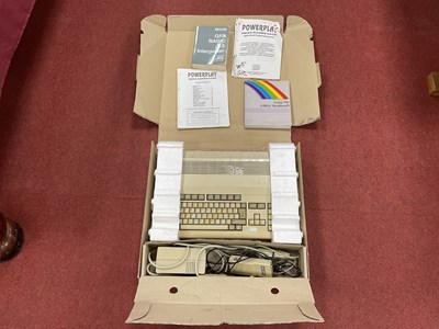 Lot 702 - Retro Computing: An early 1990's Commodore...