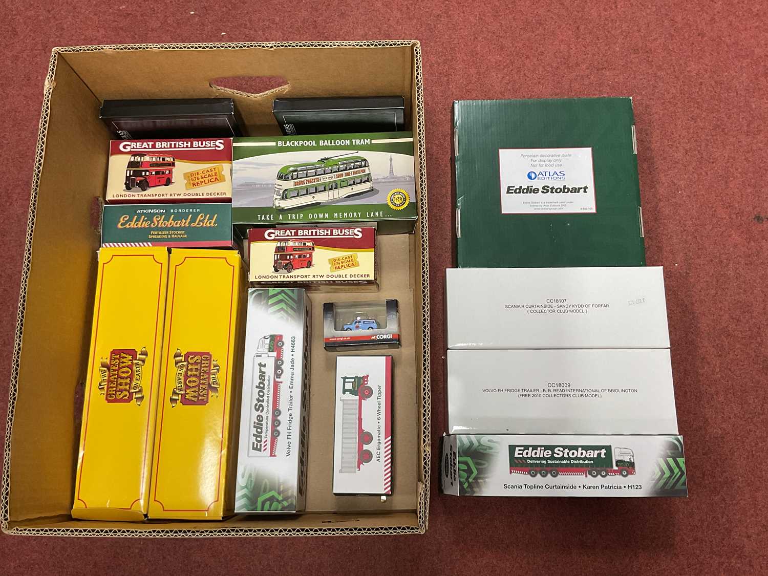 Lot 393 - Twelve 1:76 scale diecast model vehicles by...