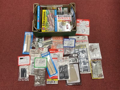 Lot 414 - A quantity of OO/HO lineside small accessories...