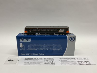 Lot 844 - A boxed Dapol 00 gauge Class 122 diesel...