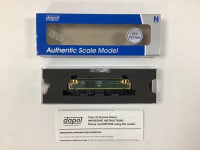 Lot 724 - A boxed Dapol N gauge "Hymek" diesel...