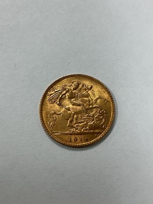 Lot 604 - 1914 George V Gold Half Sovereign.