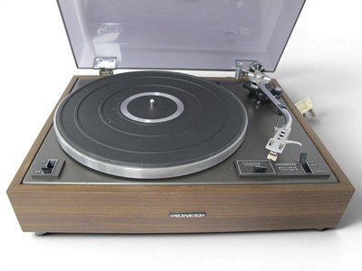 Lot 634 - Vintage Pioneer PL-120 II Turntable.  (Untested).