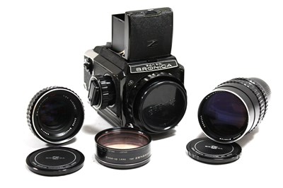 Lot 917 - Zenza Bronica S2A Medium Format Camera Kit...