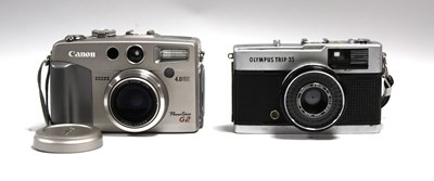Lot 737 - Olympus Trip 35 35mm Compact Film Camera,...