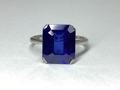 Lot 93 - A Vintage Single Stone Dress Ring, rectangular...