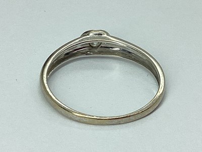 Lot 94 - A Modern 9ct White Gold Single Stone Diamond...