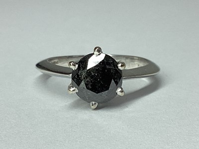 Lot 85 - A Modern 9ct White Gold Black Diamond Single...