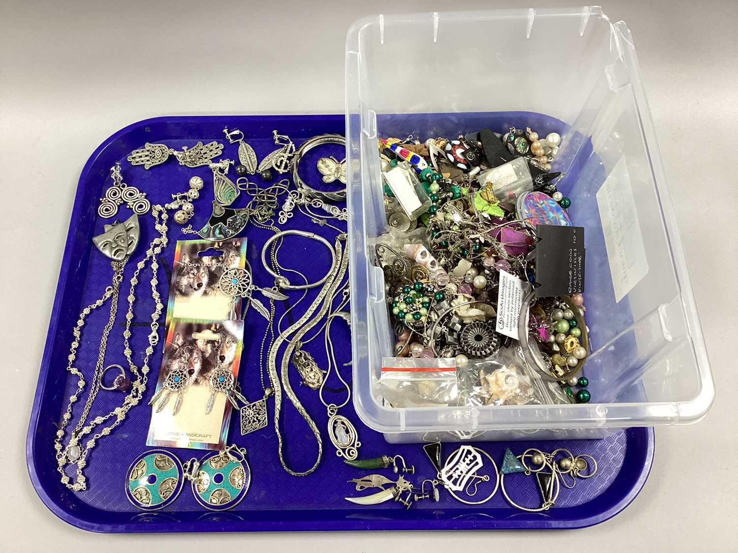 Lot 68 - A Small Selection of Modern and Other Costume...