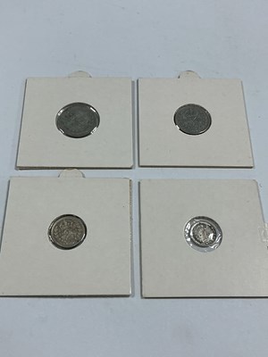 Lot 573 - 1935 George V Silver Four Coin Maundy Set, in...