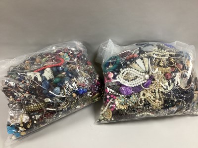 Lot 75 - A Mixed Lot of Assorted Costume Jewellery :-...