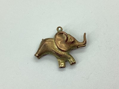 Lot 130 - A 9ct Gold Novelty Elephant Charm Pendant.