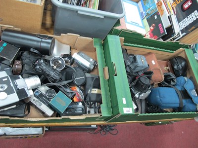 Lot 1099 - Mixed cameras, including SLRs (Minolta,...