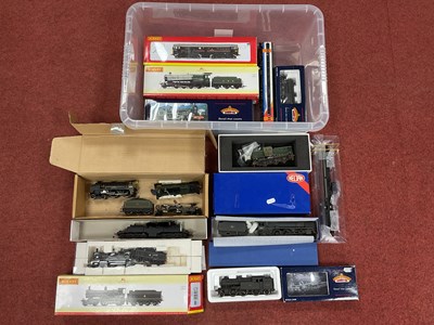 Lot 365 - Twelve 'OO' Gauge/4mm UK Outline Locomotives...