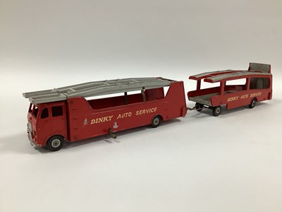 Lot 880 - Dinky Supertoys No.984/985 Auto Service Car...