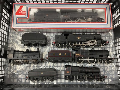 Lot 468 - Five 00 gauge locomotives: a boxed Lima "Crab"...