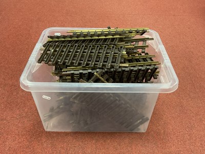 Lot 400 - A quantity of G gauge sectional track, used.