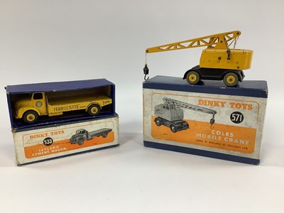 Lot 813 - Dinky Toys No 571 Coles Mobile Crane, overall...