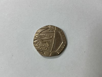 Lot 507 - A 2008 GB Undated 20p Mule Coin, circulated.