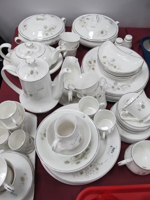 Lot 1209 - Mayfair Fine Bone China tea and dinner service...