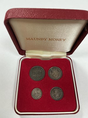 Lot 576 - 1880 Victoria Silver Maundy Money Set, cased.