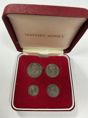 Lot 574 - 1903 Edward VII Silver Maundy Money Set, cased.
