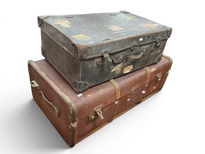 Lot 1568 - Vintage early-to-mid 20th century travel trunk...
